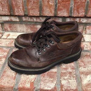 Brown leather timberland dress shoes